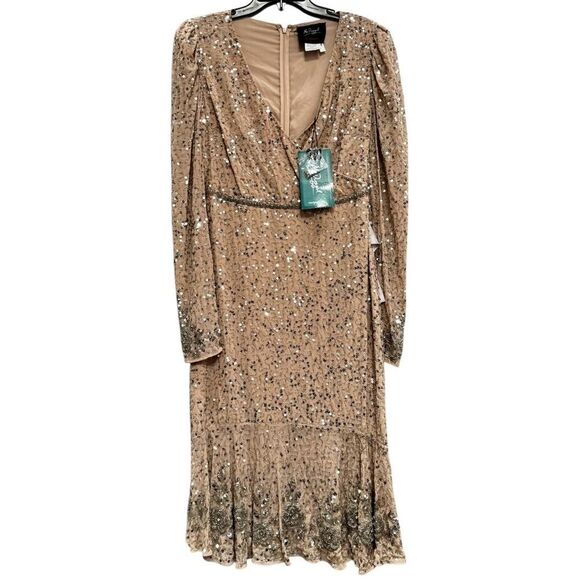 Mac Duggal Beige Sequin Dress with Embellished Hemline and Belt - Size 8 - NWT - Picture 4 of 6